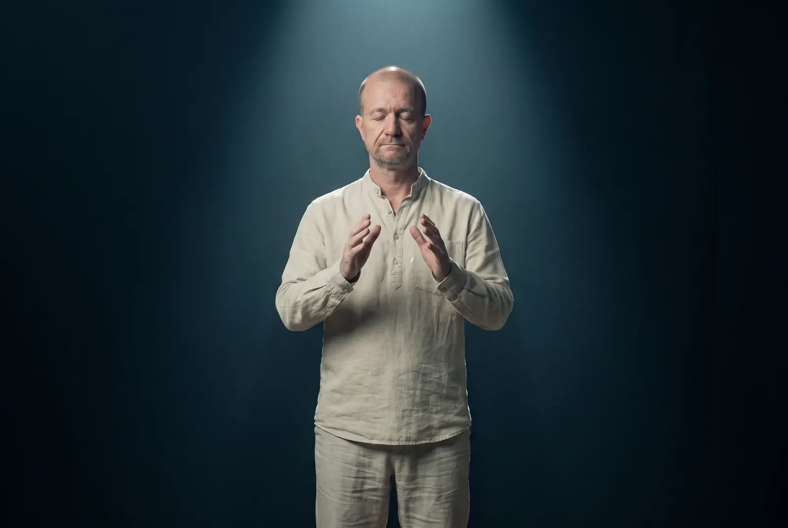Mike in Meditation — Quantenheilung